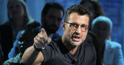 Copertina di Fabrizio Corona: “Rivoglio il mio passaporto e andarmene negli Stati Uniti. Non mi serve per scappare, solo realizzare un sogno”