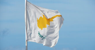 Copertina di Inchiesta “Cyprus Confidential”, l’isola continua a gestire le ricchezze degli oligarchi russi nonostante le sanzioni