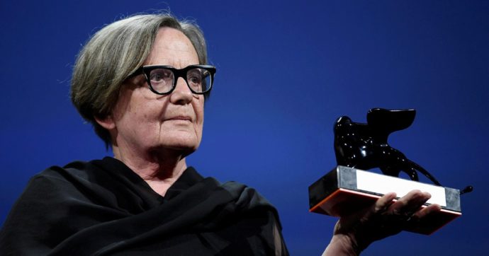 Copertina di Agnieszka Holland: “È un mondo di crisi ai confini, dalla mia Polonia a Gaza”