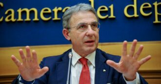 Copertina di Prima di mollare, De Luca nominerà i vertici sanitari campani: per noi medici Isde la soluzione è Sergio Costa