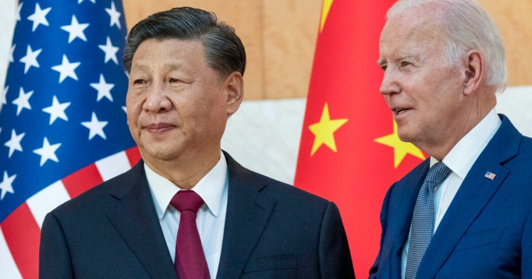 Il difficile dialogo militare, la “pace globale” e i confini dell’intelligenza artificiale. Sul tavolo del vertice Biden-Xi molti nodi (e poche illusioni)