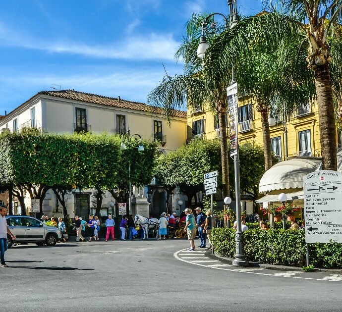 Chiudere i sexy shop del centro? Ho una proposta alternativa per il sindaco di Sorrento