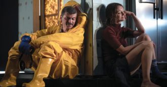 Copertina di Sul restare da soli c’è chi ride e canta