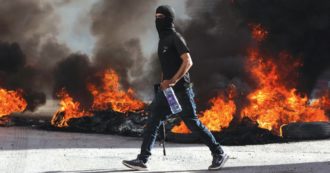 Copertina di Jenin come Gaza: assalto dei coloni con armi e bulldozer