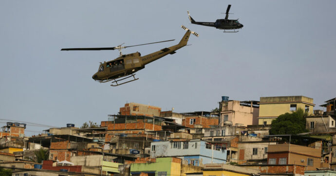 Brasile, caldo record e la favela più grande del Paese è da 8 giorni senza energia elettrica. “Trattamento inumano”