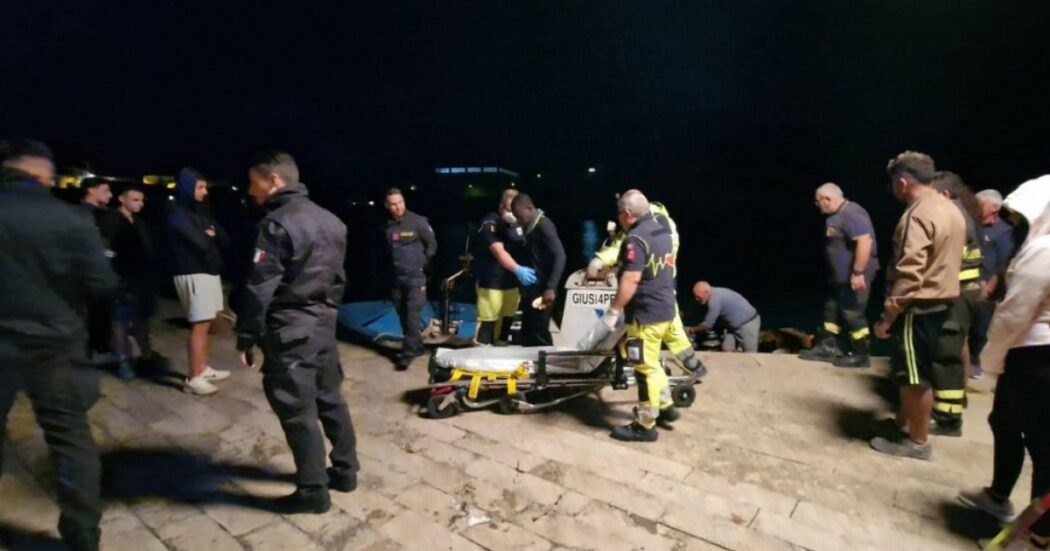Naufragio a Lampedusa: muore una bambina di 2 anni. Salvati 42 migranti: 8 i dispersi