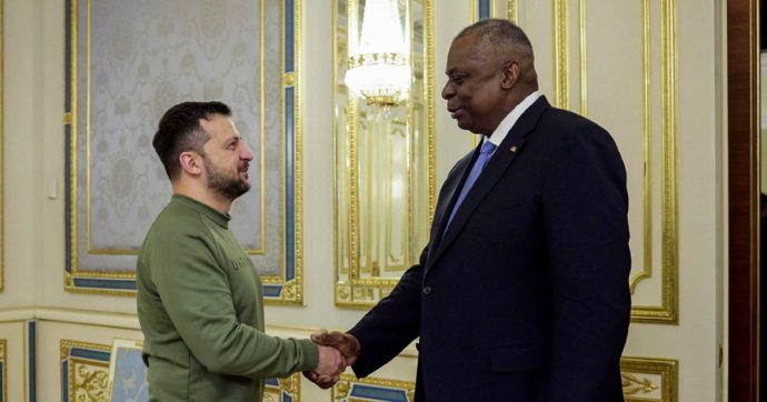 Gli Usa tornano a Kiev con altre armi