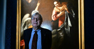 Copertina di “Sgarbi, buste di contanti e centro d’affari al ministero”