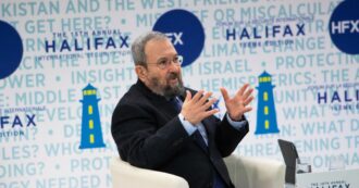 Copertina di L’ex premier israeliano Ehud Barak: “Bunker e tunnel sotto l’ospedale Al Shifa? Li costruì Israele negli Anni 80”