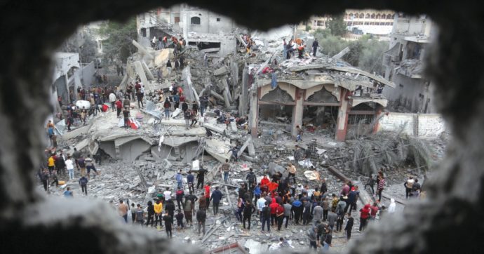 Copertina di Gaza, Bibi Netanyahu: “Sia chiaro che il conflitto non è finito qui”