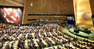 Copertina di All’Onu passa (con il no di Ue e Usa) la risoluzione dei Paesi africani per riscrivere le regole fiscali globali e combattere i paradisi