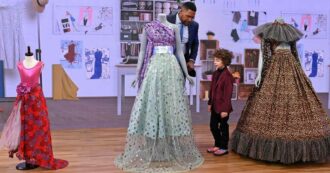Copertina di Chi è Max Alexander, lo stilista prodigio che a 7 anni dice di essere la reincarnazione di Gucci e veste Sharon Stone