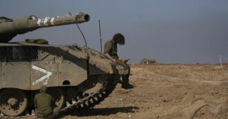 Copertina di Ft: “Le sentinelle israeliane avevano avvertito i superiori che Hamas si stava addestrando per colpire i kibbutz. Ma sono stati ignorati”