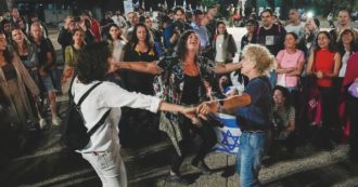 Copertina di Israele, a casa 13 ostaggi Gaza, tra i prigionieri rilasciati 15 minorenni