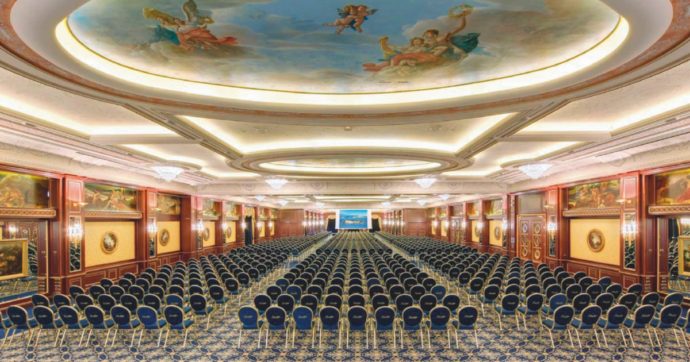 Il “Pitonessa Show” extralusso di Santanchè per tenersi il posto di governo