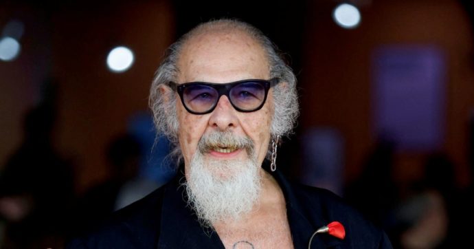 Roberto D’Agostino: “I ‘piselli’ dentro il Vaticano, la battuta di Elsa Morante e la verità su Moana Pozzi”