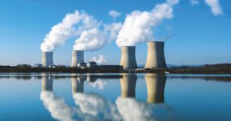 Copertina di E in Europa il Pd vota con la destra pure sul nucleare