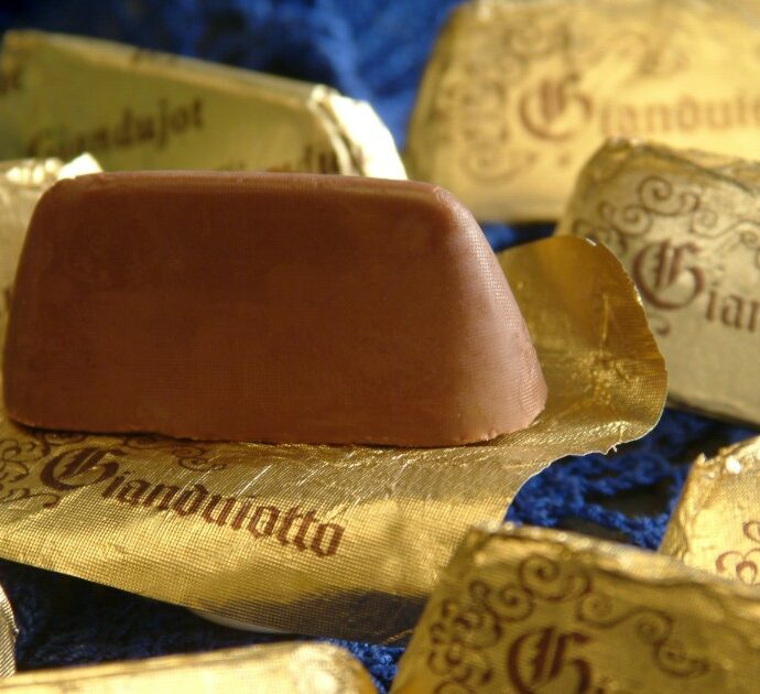 Scoppia la “guerra del gianduiotto” tra Italia e Svizzera. Il maître chocolatier Guido Castagna: “In gioco c’è il futuro del cioccolato”
