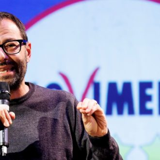 Copertina di Caso Gasparri-Cyberealm, Patuanelli (M5s): “Incompatibile, deve scegliere. Un eletto lavora solo  al servizio dell’Italia”