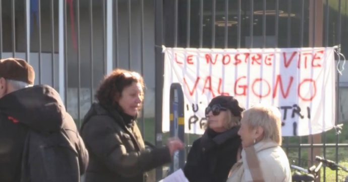 Firenze, 32 ore di sit-in per vittime di Viareggio