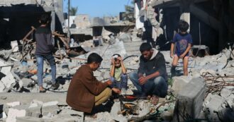 Copertina di Davanti alle bombe su Gaza, come si può definire Israele un faro di democrazia?