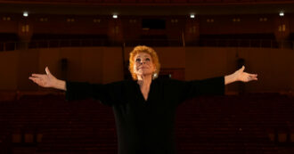 Copertina di Ornella Vanoni e le mille anime di una artista unica e ironica: “La mia vita è stata un inferno! Ero una brava ragazza ma poi ho incontrato Giorgio Strehler”