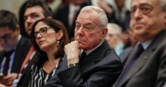 Copertina di “È un maestro”, “Parla per Mediaset” Il centrodestra in crisi su Gianni Letta