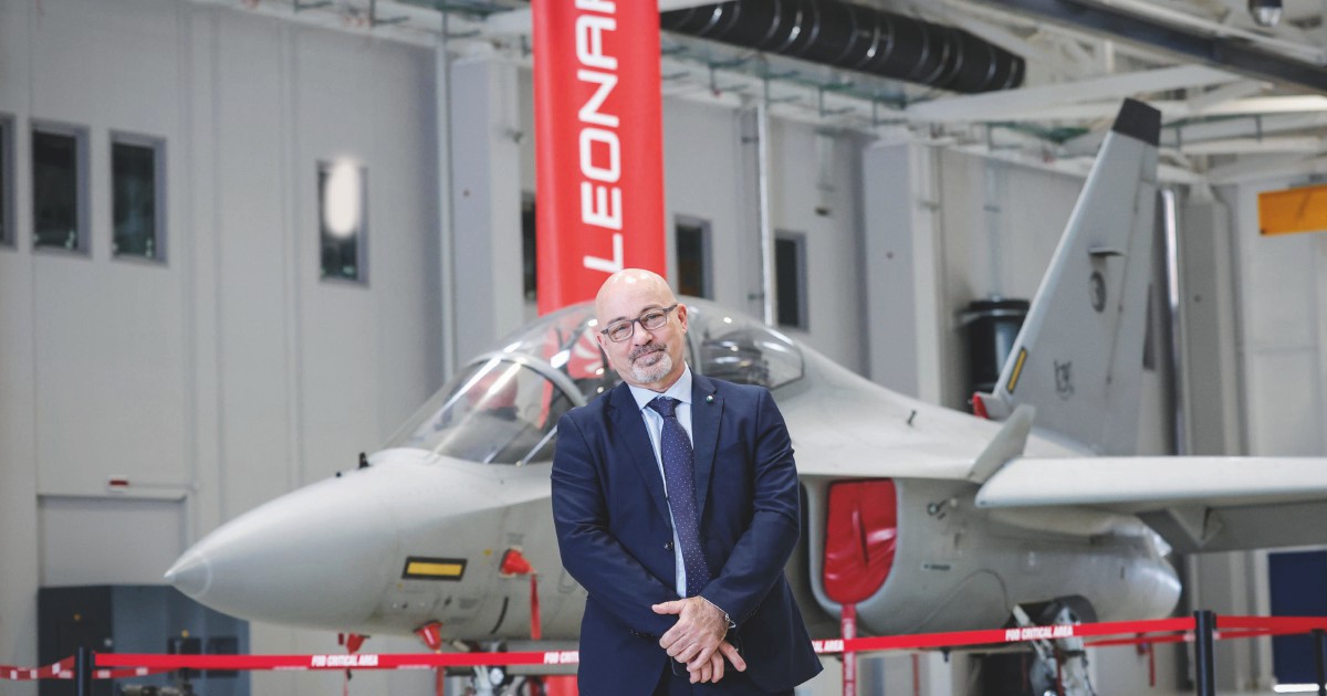 Alleanza tra Airbus, Leonardo e Thales per unificare le attività spaziali. Al gruppo italiano meno di un terzo del capitale Alleanza tra Airbus, Leonardo e Thales per unificare le attività spaziali. Al gruppo italiano meno di un terzo del capitale