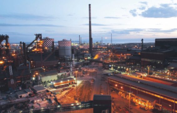 Ilva, Mittal-Invitalia trattano ancora: nuovo round con i legali. I sindacati: “Il governo si muova”