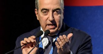 Copertina di FI sceglie il suo front-man: Gasparri