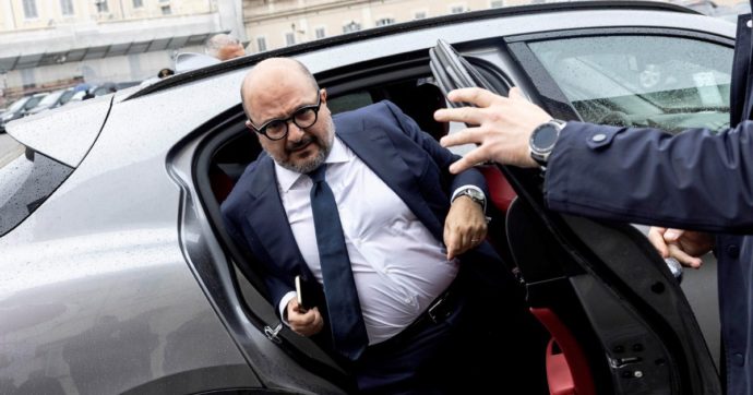 Sangiuliano diffida Radio1. “Non prendetemi in giro”