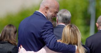 Copertina di Migranti in Albania, i costi sono già raddoppiati: 200 mln di euro