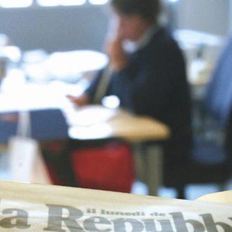 Copertina di Truffa all’Inps, il gip boccia i patteggiamenti:  processo più vicino per gli ex vertici di Gedi