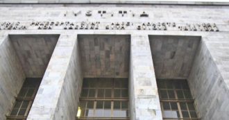 Copertina di “È ora di far saltare in aria questi giudici”