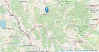 Copertina di Terremoti Spoleto, venti scosse in poche ore: molti cittadini in strada e scuole chiuse
