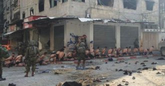 Copertina di Prigionieri palestinesi bendati e legati. Ong: “Quelli sono civili”