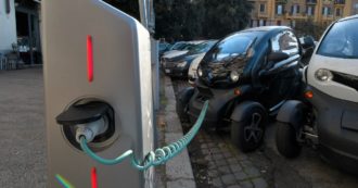 Copertina di Più auto green e meno petrolio: i conti però  non tornano