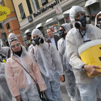 Copertina di Nucleare alla ribalta, ma l’energia 100% rinnovabile è possibile