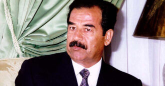 Copertina di Saddam Hussein veniva catturato vent’anni fa. Facile parlarne ora, col senno di poi