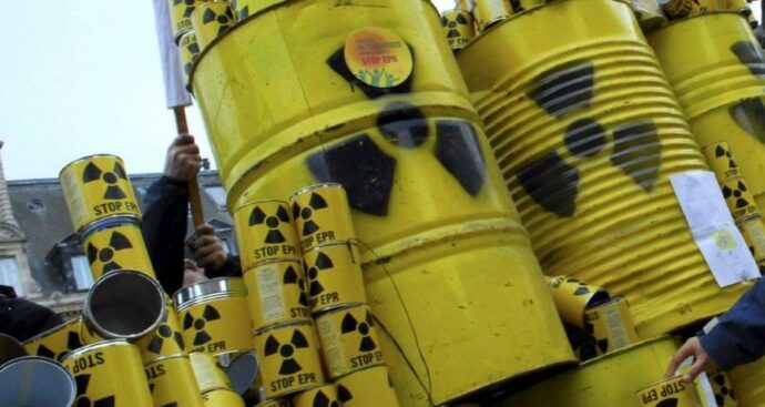 Tutto scritto: il sito unico di scorie nucleari sarà in Sardegna. Truzzu, candidato della destra, spieghi