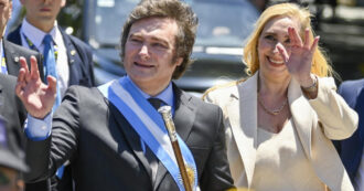 Copertina di I primi passi di Milei in Argentina: peso svalutato del 50%, soppressi i ministeri “sociali”, un incarico per la sorella