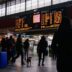 Copertina di Luglio bollente per gli scioperi in tutta Italia: il calendario completo delle interruzioni di aerei, treni e mezzi pubblici
