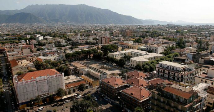 “Prestanome e figli per eludere le interdittive antimafia”, si indaga per turbativa sull’appalto dei rifiuti di Pompei e altri due comuni