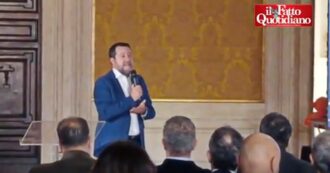 Copertina di Ponte sullo Stretto, Salvini: “Lo capisce pure un bambino che è un’opera degli italiani e va finanziata anche da Sicilia e Calabria”