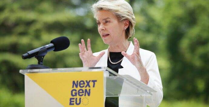 Consiglio Ue, dietro il negoziato sulla revisione del bilancio c’è anche il nodo dei costi del Recovery. Esplosi con l’aumento dei tassi