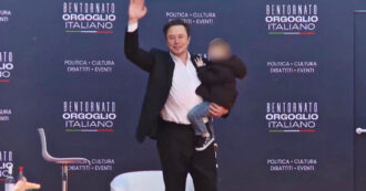 Copertina di “Fate più figli”: l’appello di Musk (che ha avuto sei bambini dalla gestazione per altri) dal palco di Atreju. Zan: “Ipocriti”