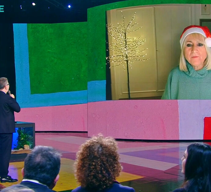 “Ho il Covid nonostante stia sempre attenta, da domani mi metto a leccare i citofoni”: Littizzetto in collegamento a Che tempo che fa