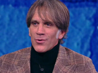 Copertina di Lo chef Davide Oldani a Che tempo che fa: “Ecco perché rispettare la stagionalità vi farà mangiare meglio spendendo meno”