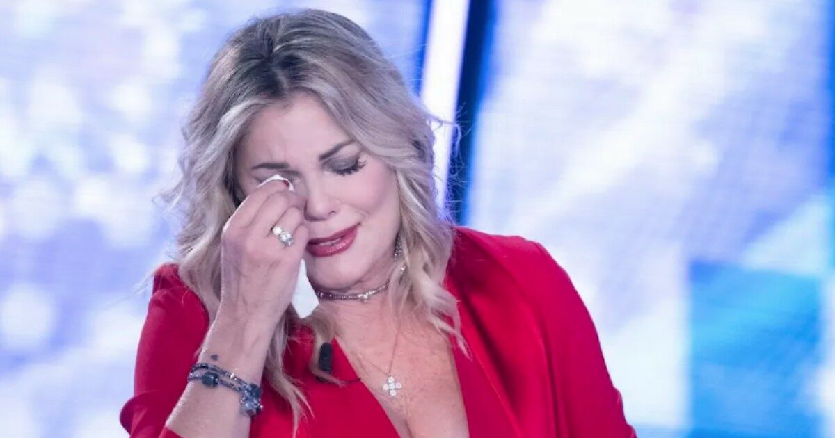 Patrizia Pellegrino a Verissimo: “Mio fratello Aldo era tossicodipendente, era arrivato a rubarci in casa. E’ stata una benedizione quando è morto”