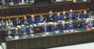 Copertina di Giorgia e i suoi fardelli: il governo di imputati, affaristi e “capitreno”